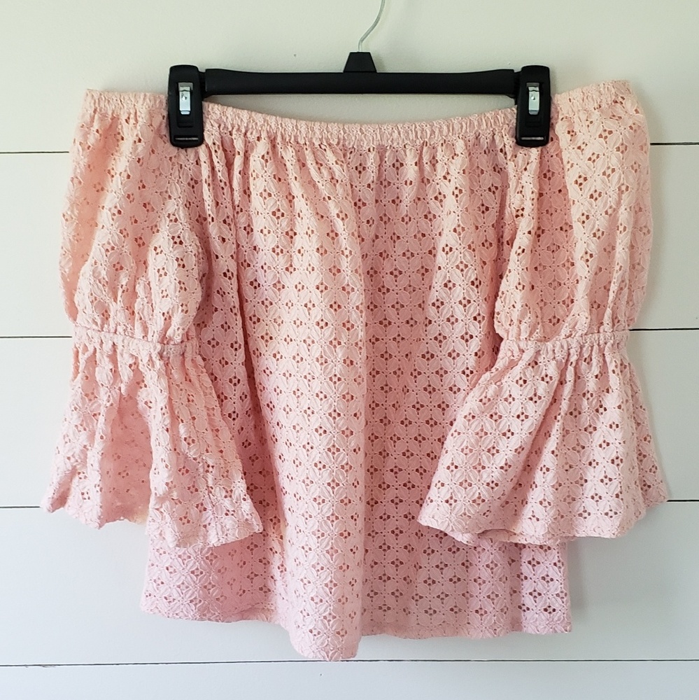 Cold shoulder top